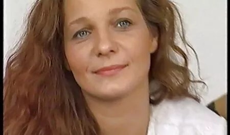 Tóc vàng khiêu fim sec ba gia dâm