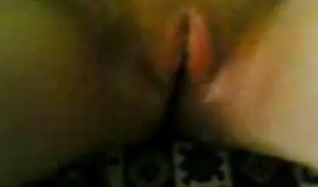 Cô sec phi cong tre gái có vui vẻ trong phòng tắm