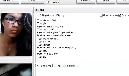 Vú sec phi cong tre lai may bay ba gia Nhỏ 417