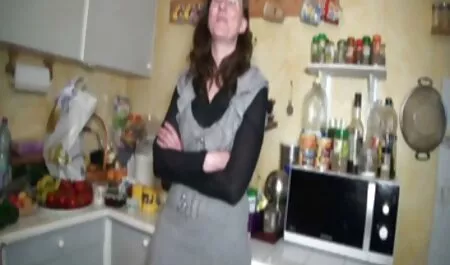 Mia Châu sec may ba gia Á