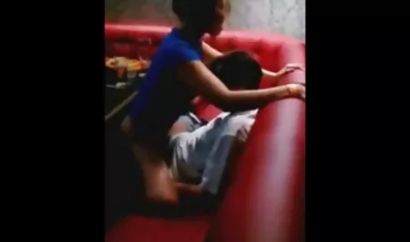 Tình dục với bác sĩ phim sec may bay ba gia trong đít