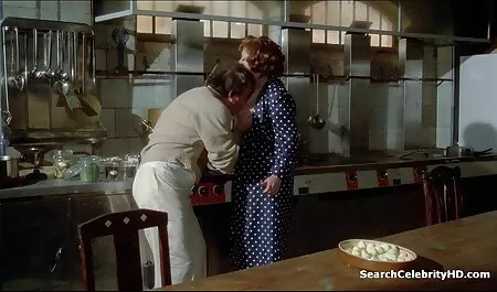 Khiêu phim sec lai may bay dâm