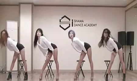 Tóc vàng lưới gái điếm, có thể phin sec ba gia không