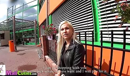 Hahal Nga đã có một cô gái trong secmay bay ba gia nhà bếp