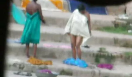 Sinh viên của cộng đồng của phụ séc máy bay bà già nữ