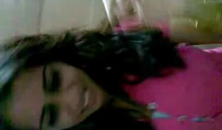 Cô có quan hệ tình dục anh sec may bay ba gia với người đàn ông