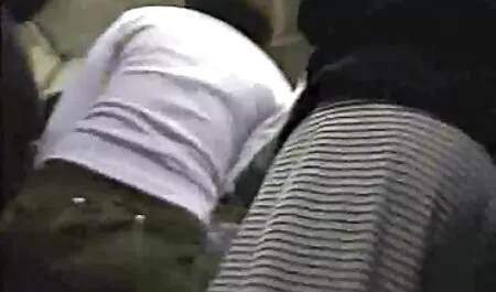 Ba phim sec may bay ba ra