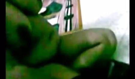 Vợ của fim sec may bay ba gia hai cô gái tóc Vàng trong âm đạo trên giường