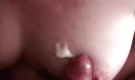 Mẹ, Con Trai xem phim sec phi cong tre lai may bay ba gia