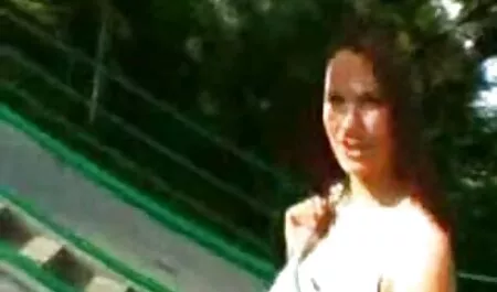 Người pim sec may bay ba gia