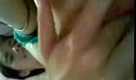 chị đóng xem sec may bay ba gia