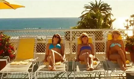 Roxy Máy phim sec ong ba gia Bay Phản Lực