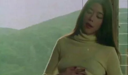 Tóc vàng, bú cặc đen sec lai may bay ba gia và bằng miệng