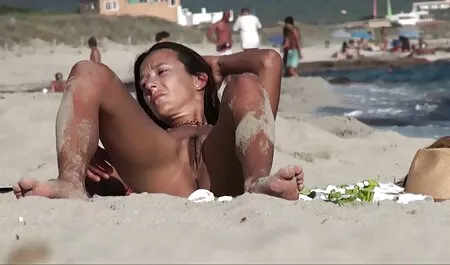 Đồ chơi sec dit gai gia cho tiền