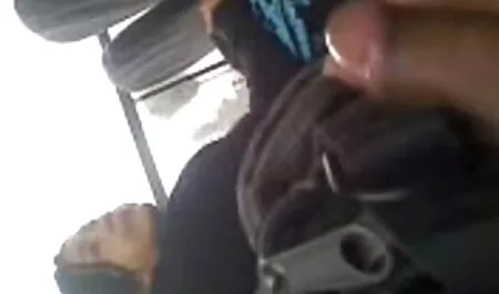 Cô gái xinh đẹp phim sec gai gia hoi xuan với người da đen