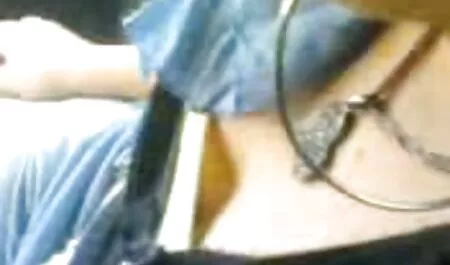 Nga khiêu dâm: phim sec trai tre dit ba gia sexy mẹ ở mông và âm đạo