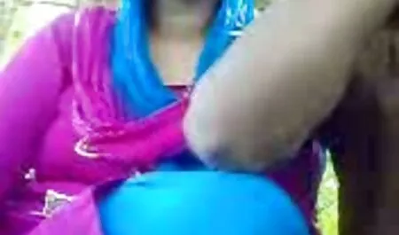 Cặp đôi đẹp tận sec dit ba gia hưởng tình dục