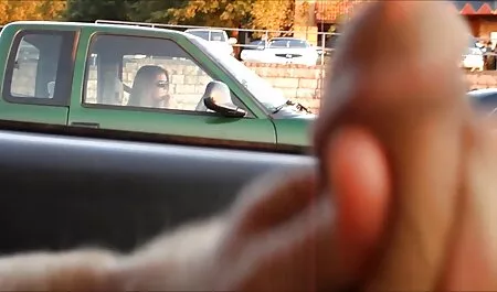 Các cô gái, bạn sec dit ba gia