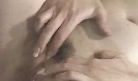 Cô gái vui phim sec lon ba gia vẻ