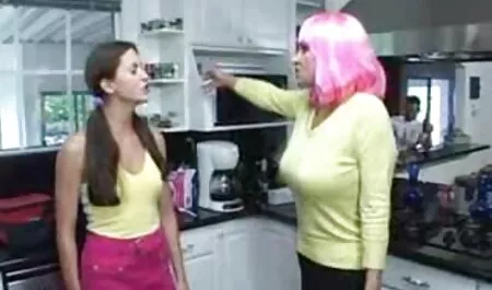 Da nâu chủ xem phim sec ba gia Dryuchit tóc Vàng trên Máy giặt