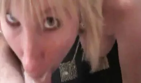 Học sinh đã ký xem phim sec ba gia túc xá nóng tình dục