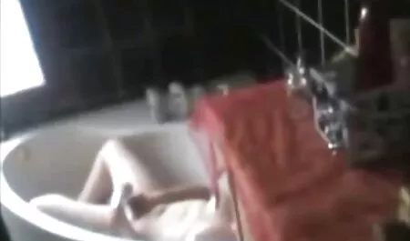 Con trai, đập âm đạo cô gái gợi cảm gai gia sec trên giường