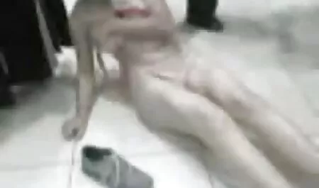 Làm sec lon ba gia tình với hai nóng dễ thương mommy