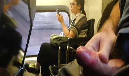 Cô gái tóc phim sec du ba gia vàng